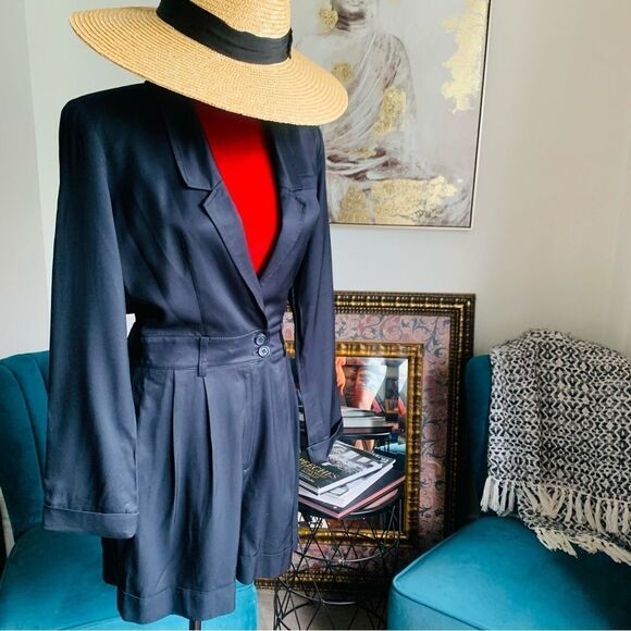 CLUB MONACO BLACK ROMPER - Picture 4 of 15